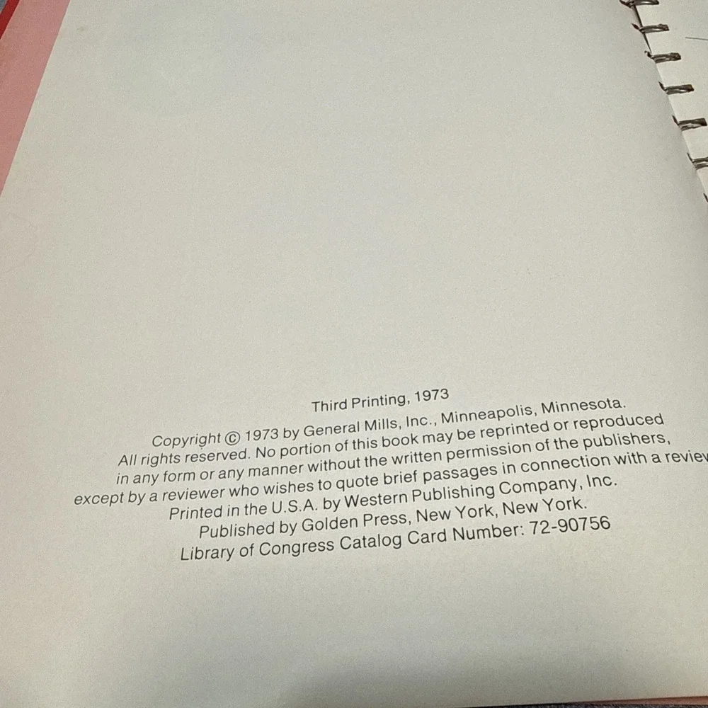 VTG 1973 Betty Crocker Dinner For Two Cookbook‎ Spiral Bound Golden Press 70's